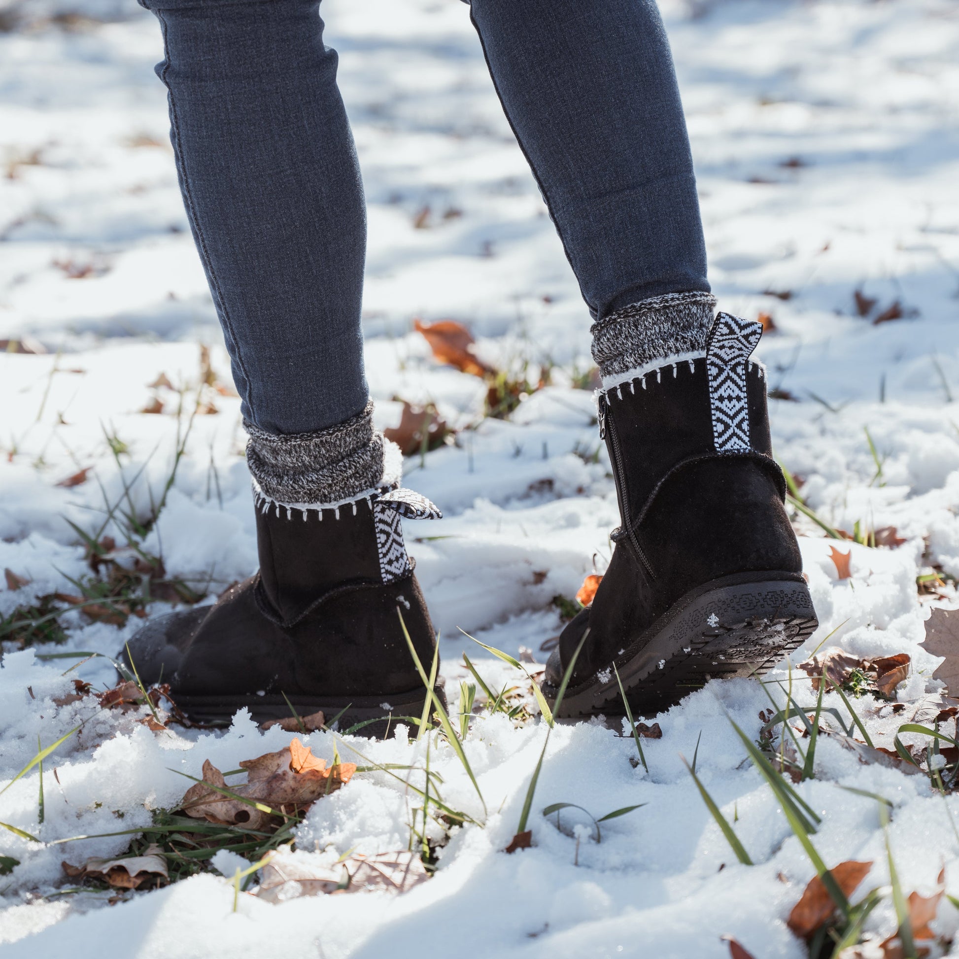 Muk Luks Tatum Blackout