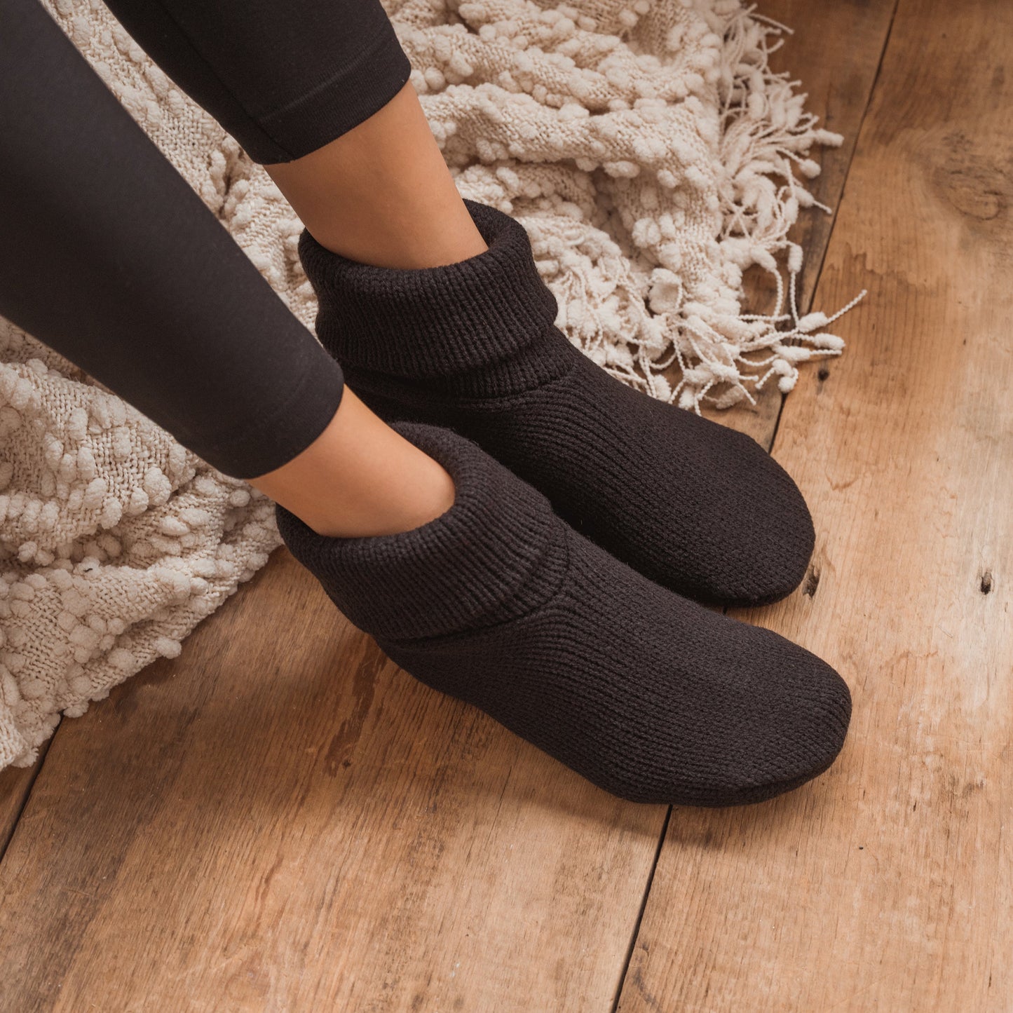 Muk Luks Cuffed Slipper Socks