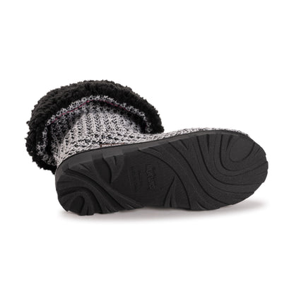 Muk Luks Tabbi Toggle Slipper
