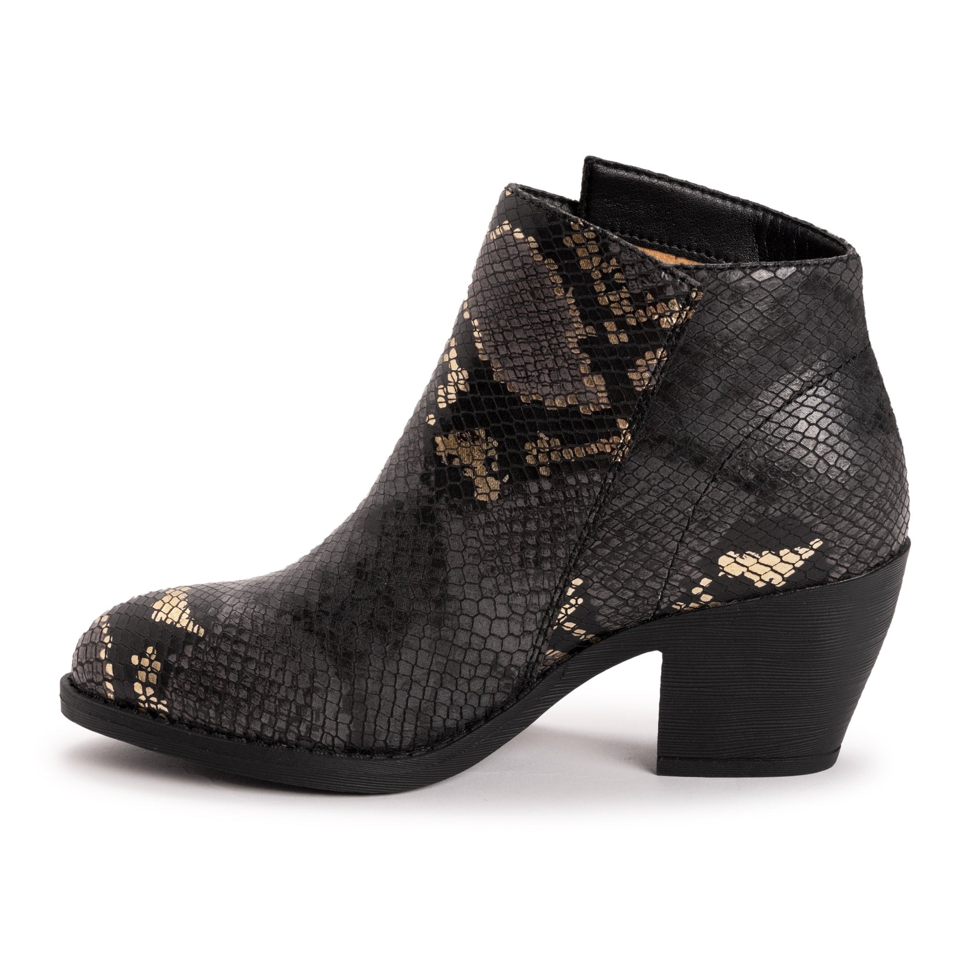 Muk Luks Yellowstone Yardley Boots