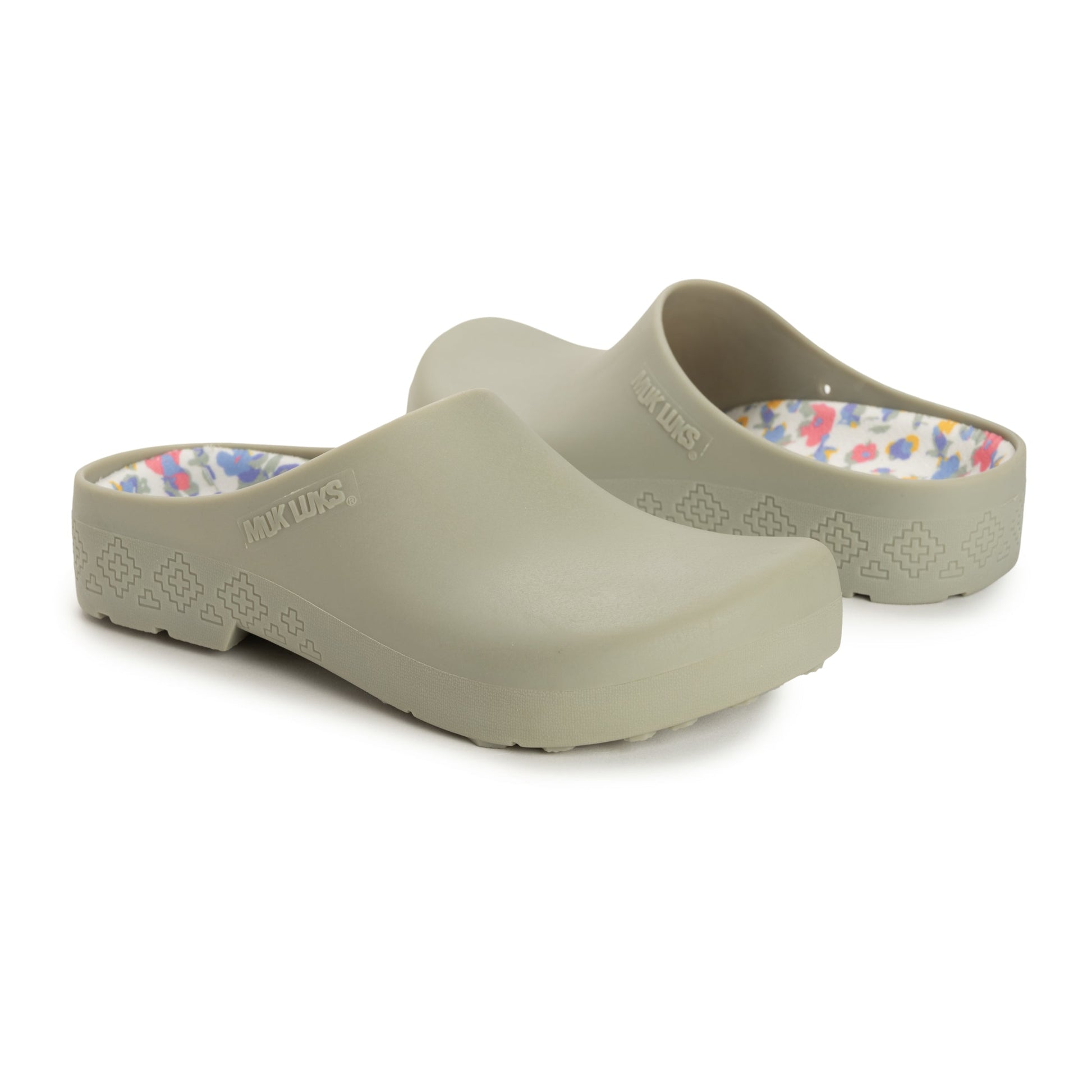 Muk Luks Garden Clog and Bonus Glove Set