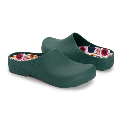 Muk Luks Garden Clog and Bonus Glove Set