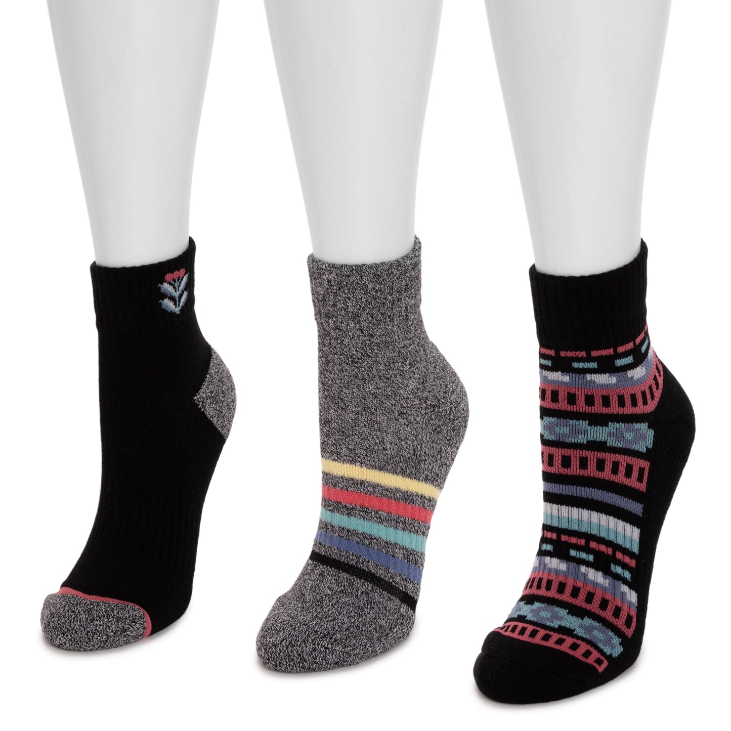 Muk Luks 3 Pair Pack Quarter Crew Cotton Compression Sock