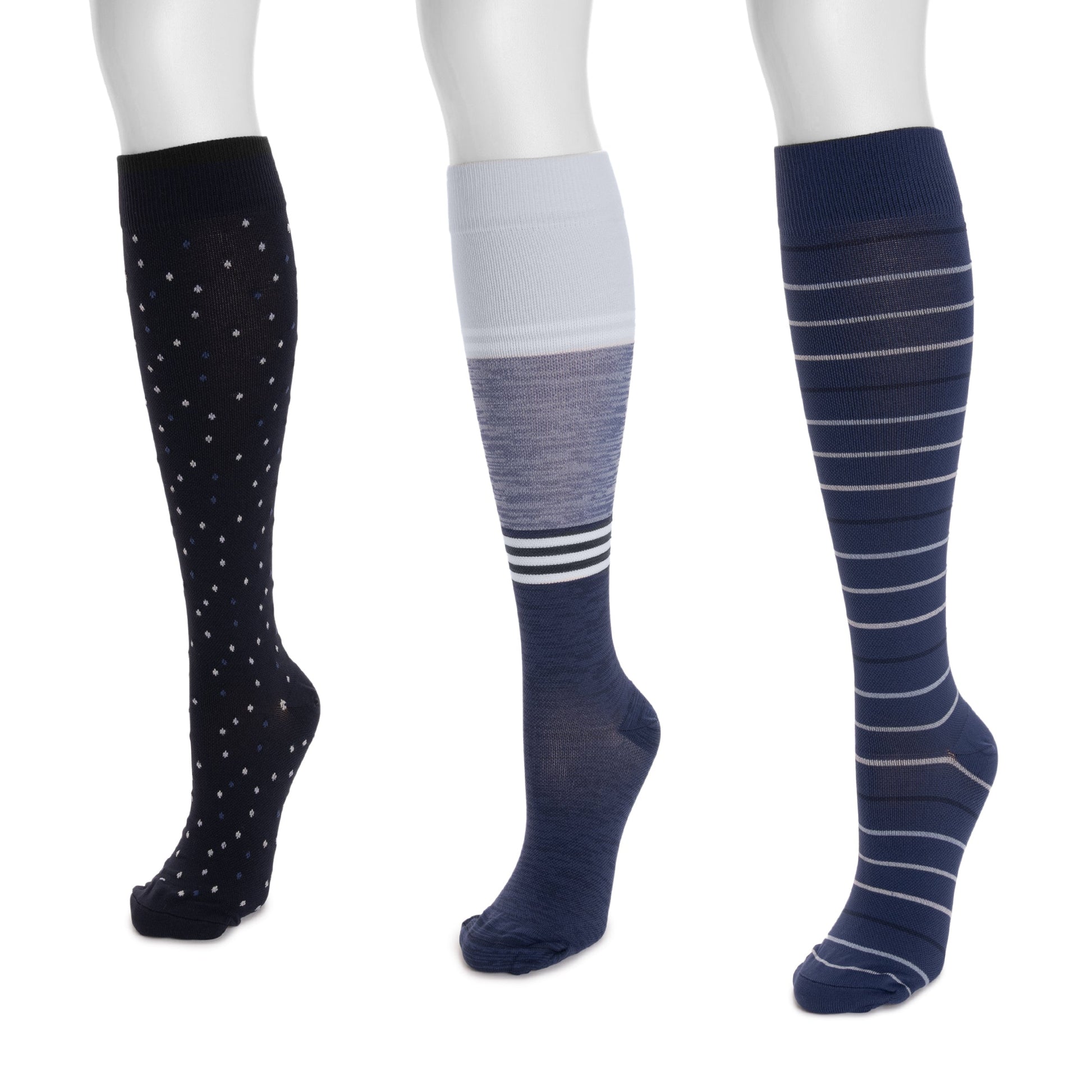 Muk Luks 3 Pair Pack Nylon Compression Socks
